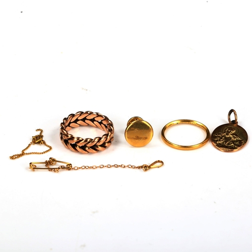 723 - Various gold jewellery, including 22ct gold wedding band, 2.2g, 9ct ring and pendant, 9.8g etc