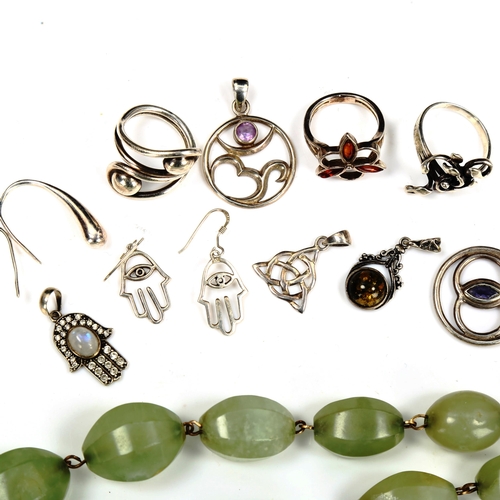 724 - Various silver jewellery and a green hardstone necklace