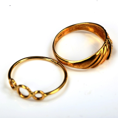 733 - 2 Continental 18ct gold rings, both size L, 3g total (2)