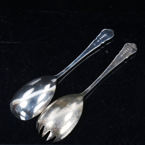 782 - A pair of George V silver salad servers, by Alexander Clark & Co Ltd, Jubilee hallmarks Birmingham 1... 