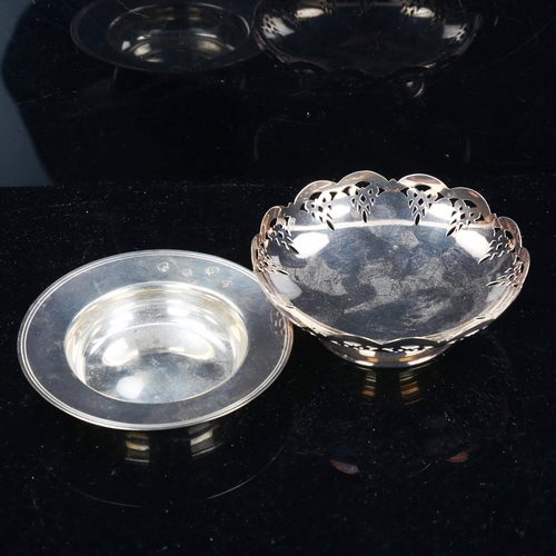 787 - A small Elizabeth II silver Armada dish, and a small pedestal bon bon dish, diameter 12cm, 6.6oz tot... 