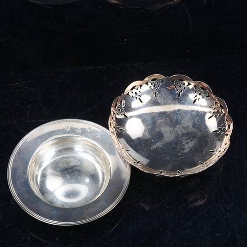 787 - A small Elizabeth II silver Armada dish, and a small pedestal bon bon dish, diameter 12cm, 6.6oz tot... 