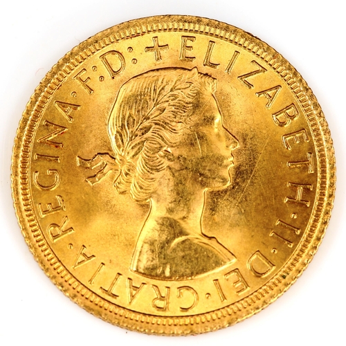 112 - An Elizabeth II 1966 gold full sovereign coin, 7.9g