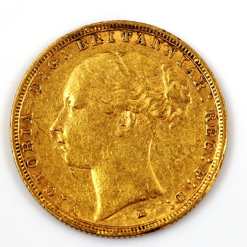 115 - A Victoria 1883 gold full sovereign coin, Young Head, 7.9g