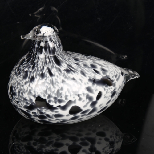 1807 - OIVA TOKKIA for Nuutajarvi, glass bird , signed to base, height 11cm