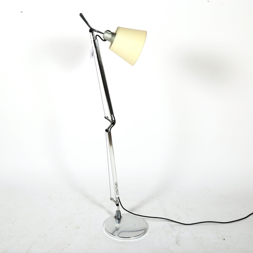 1920 - An Artemide Tolomeo Basculante Tavolo desk or table lamp in aluminium with parchment shade, designed... 