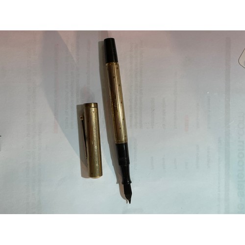 1284 - Watermans Ideal 9ct gold-cased fountain pen, hallmarks London 1929