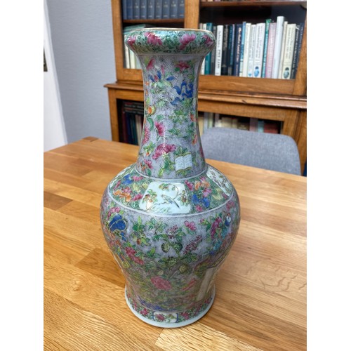 1305 - A Chinese porcelain narrow-necked vase, with painted enamel decoration, height 33cm