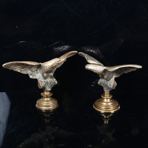 145 - An opposing pair of cast-bronze eagle figures, wingspan 18cm