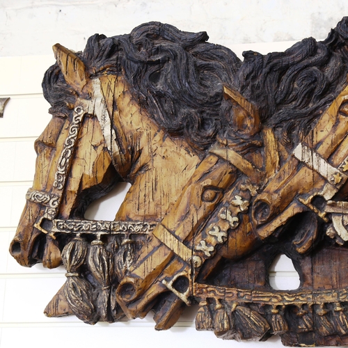 66 - A large Vanguard Studios polyurethane horse head wall sculpture, length 150cm, height 65cm