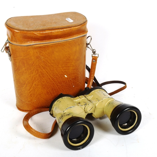 367 - A pair of Second World War Period military style field binoculars, 7x50, in tan leatherette case