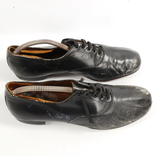 1008 - A pair of Vintage tap dancing shoes thought to have been owned by Fred Astaire, with associated prov... 