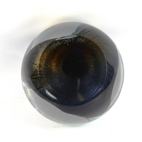 1116 - ROLLING KARG (American) - a coloured glass paperweight, signed, diameter 8cm