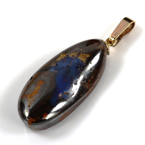 400 - A 9ct gold boulder opal pendant, pendant height 35.5mm, 4g