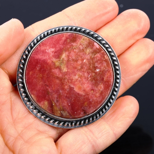 480 - A Russian silver tugtupite brooch, stamped with maker's mark, brooch diameter 46mm, 21.7g