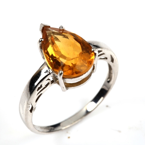 488 - A modern 9ct white gold citrine dress ring, set with pear-cut citrine, setting height 13.1mm, size N... 