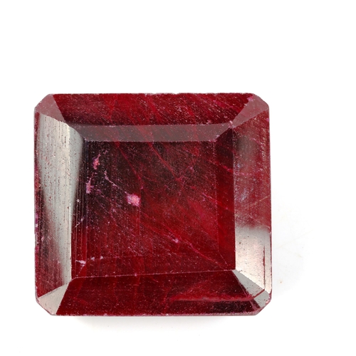 522 - An unmounted 542.9ct emerald-cut ruby, 45.85mm x 43.85mm x 20.20mm, 108.6g, with GLI report card