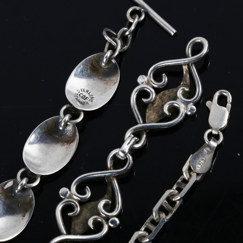 559 - 3 Danish stylised silver bracelets, makers include Carl Ove Frydensberg, all 20cm long, 40.9g total ... 