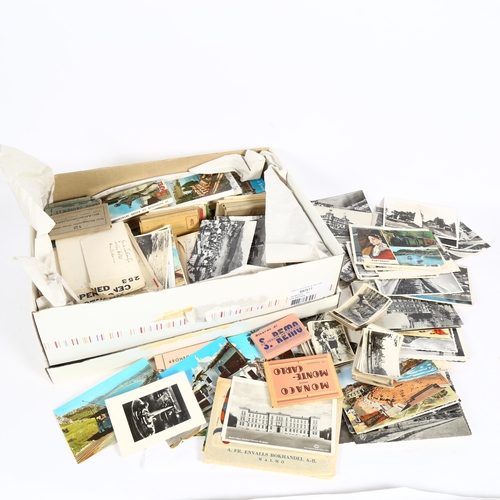 104 - A quantity of loose Vintage postcards, including WW2 Picture cards and RAF embossed cards (boxful)