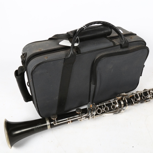 335 - Selmer clarinet, in softshell case