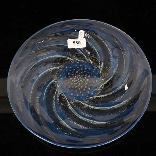 Lot 585       