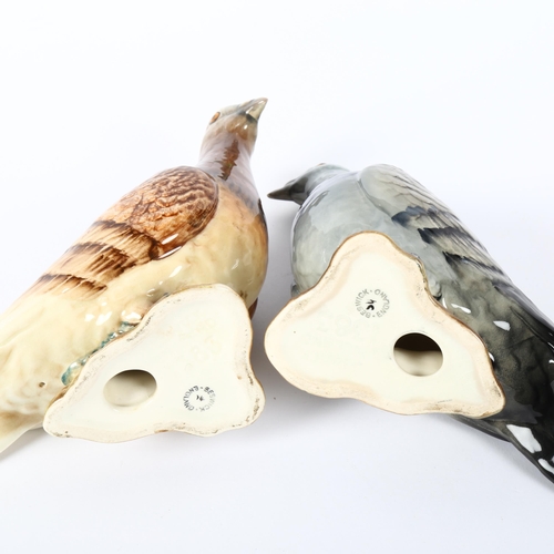 521 - A pair of Beswick pigeons in different colourways, no. 1383
