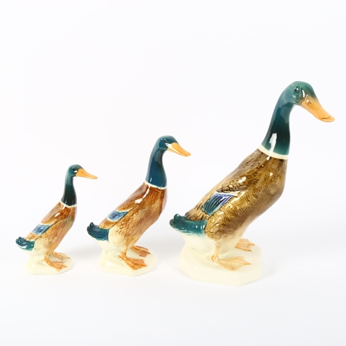 524 - A group of 3 ducks, 902, 756-1, and another