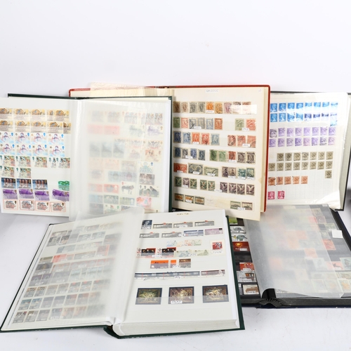 725 - 6 albums of Vintage world postage stamps, including Great Britain and Portugal