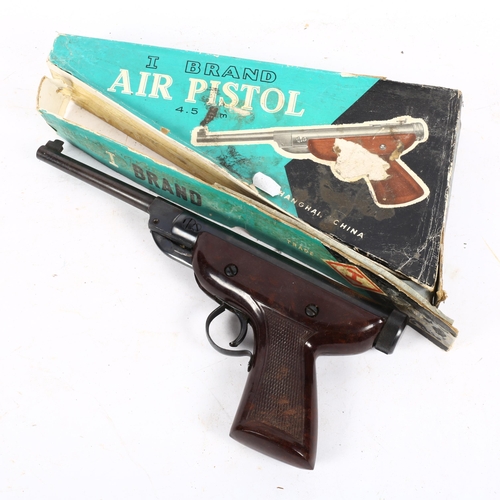 Lot 822       