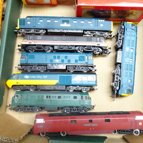 378 - A group of Hornby locomotives and carriages, including R2880, R2779, R2256 etc (2 boxes)