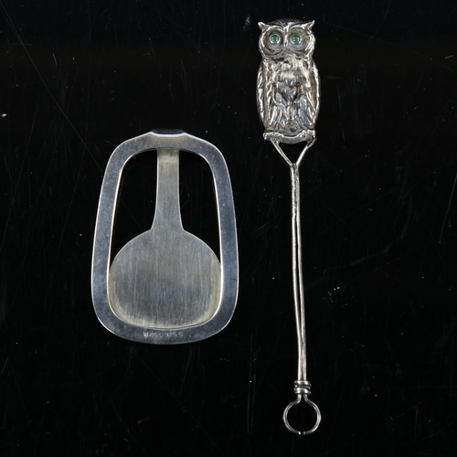 434 - A Danish silver novelty figural owl cheroot holder, and a Danish silver modernist money clip, by Hor... 