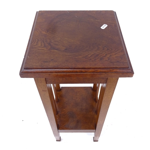 2085 - An Arts and Crafts oak square-top jardiniere stand, with square tapered legs and spade feet, W28cm, ... 