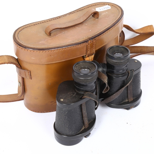 65 - BARR & STROUD - a pair of 8x CF18 binoculars, in leather case