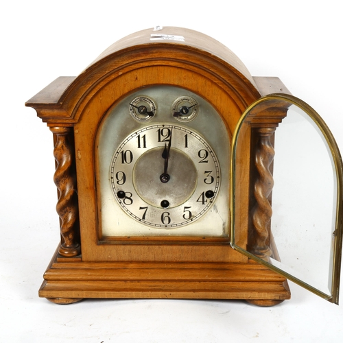 514 - A Charlwoods 8-day striking mantel clock, with barley twist columns, 32cm