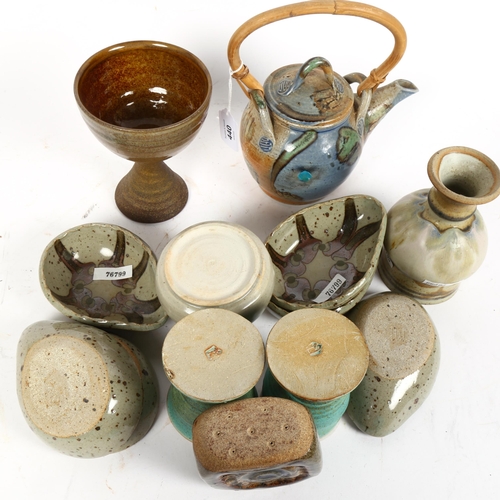 440 - Various Studio pottery, including teapot, bowls etc (13)