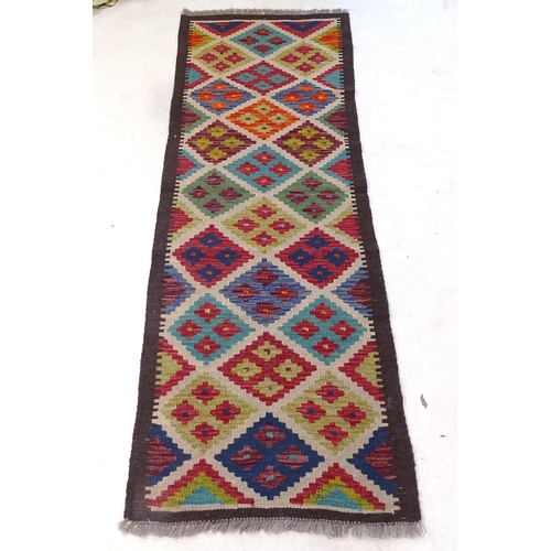 2316 - A Mamainer Kilim runner, 198cm x 69cm