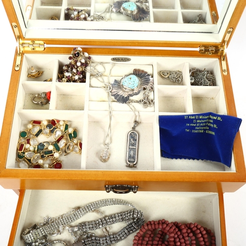 1368 - A collection of silver and other costume jewellery, to include a turquoise set wing brooch, an Egypt... 