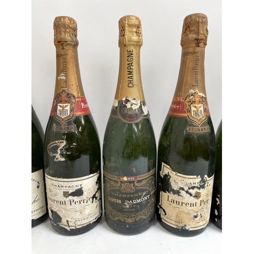 486 - 12 bottles of various Champagne and other sparkling wine, including Moet and Lanson