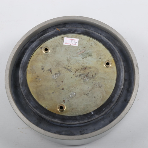 1564 - Weimar, an East German ship’s clock, Made in GDR with maker’s marks, diameter 19cm