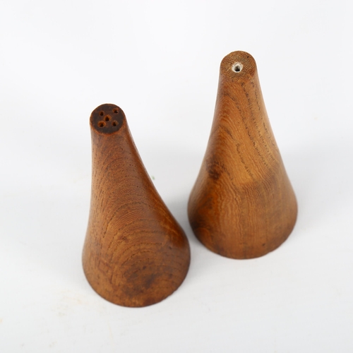 1634 - A mid-century salt and pepper pot set in the manner of KAJ FRANK, height 12cm