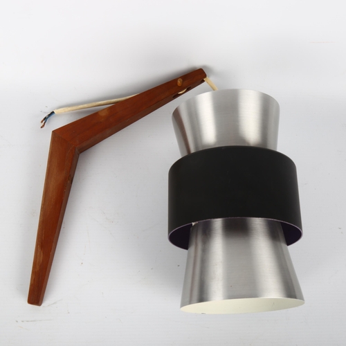 1656 - A pair of vintage Danish wall lights with teak stem and shades in the style of JO HAMMERBORG for FOG... 