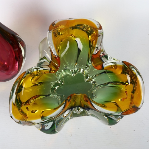 1688 - Two pieces of mid-century Murano glass, unsigned, tallest 29cm