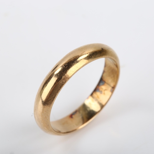 119 - An 18ct gold wedding band ring, band width 3.8mm, size J, 2.9g