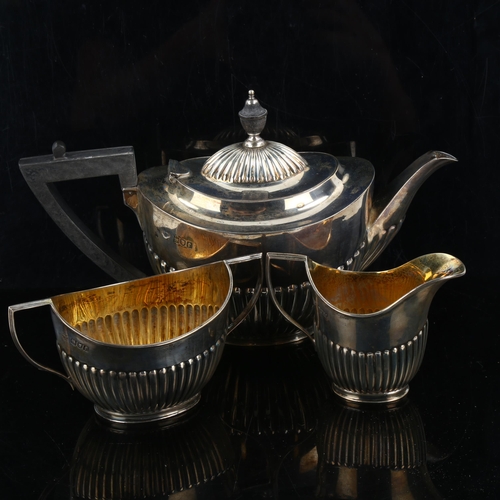 316 - Ann Edwardian silver 3-piece bachelor's tea set, comprising, teapot, 2-handled sugar bowl, and cream... 