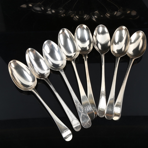 339 - Various Antique silver spoons, including George II, 16.1oz total