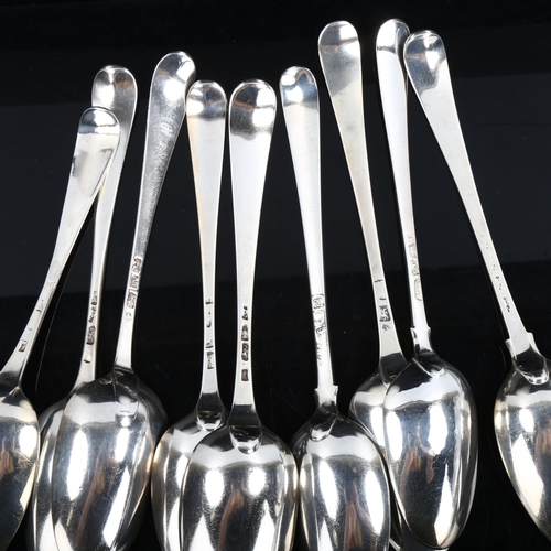 341 - Various Antique silver spoons, including George II, 16.9oz total