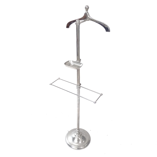 2118 - A Vintage chromed valet stand, with adjustable towel rail and soap dish, H143cm