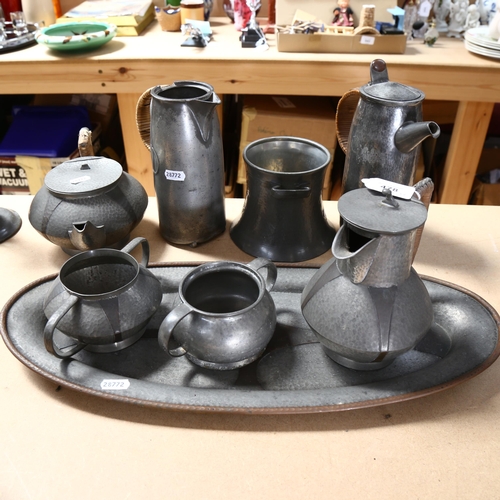 478 - A group of Art Nouveau pewter teaware