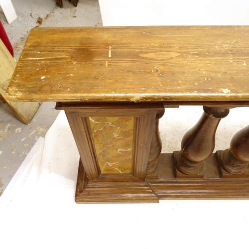 2555 - An Antique oak balustrade, L203cm, H80cm, D26cm