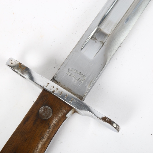 142 - A Schmidt Ruben 1889 pattern bayonet and scabbard, no. 123111, blade length 29.5cm